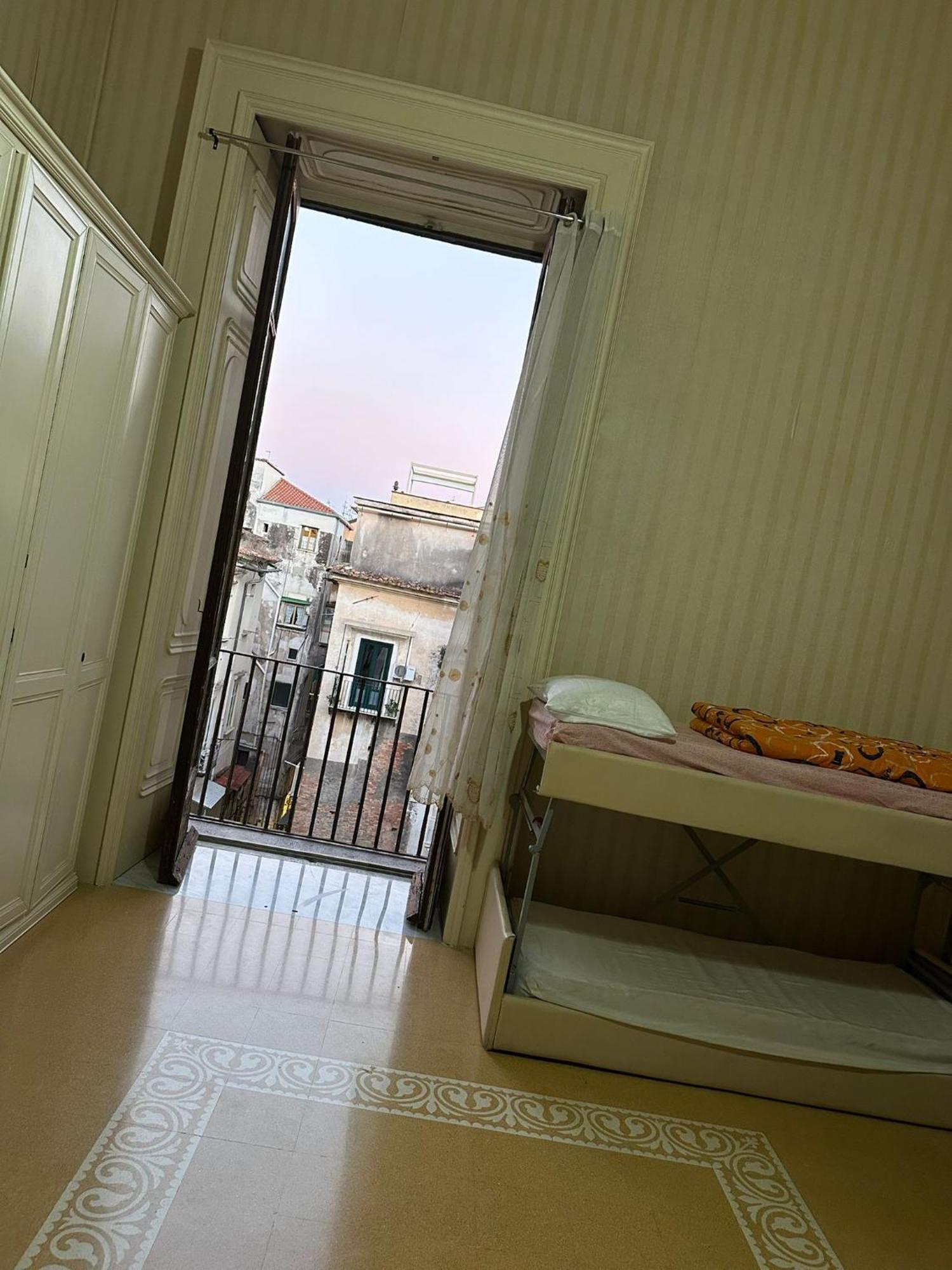 Salerno Experience Hostel Экстерьер фото